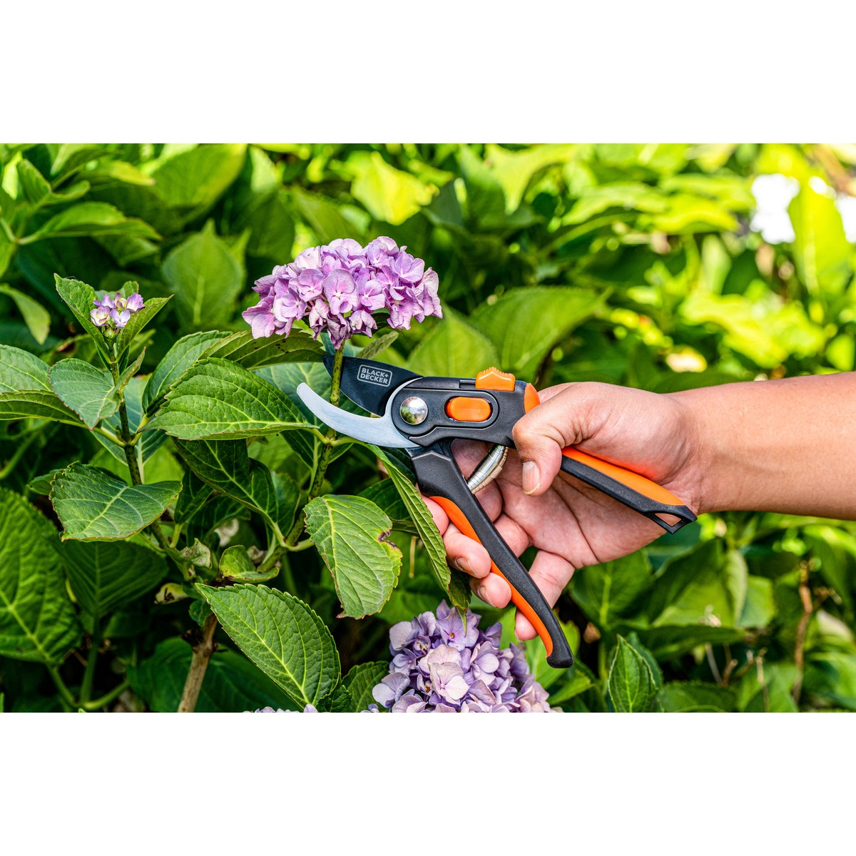BLACK+DECKER Snoeischaar 20,3 cm - maximondo