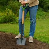 Kinzo Tuinspade 105 cm met Houten Steel - maximondo