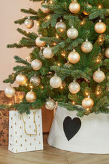 Mica Decorations kerstboomrok, hart wit FSC Mix - Ø50cm - ↕26cm - maximondo