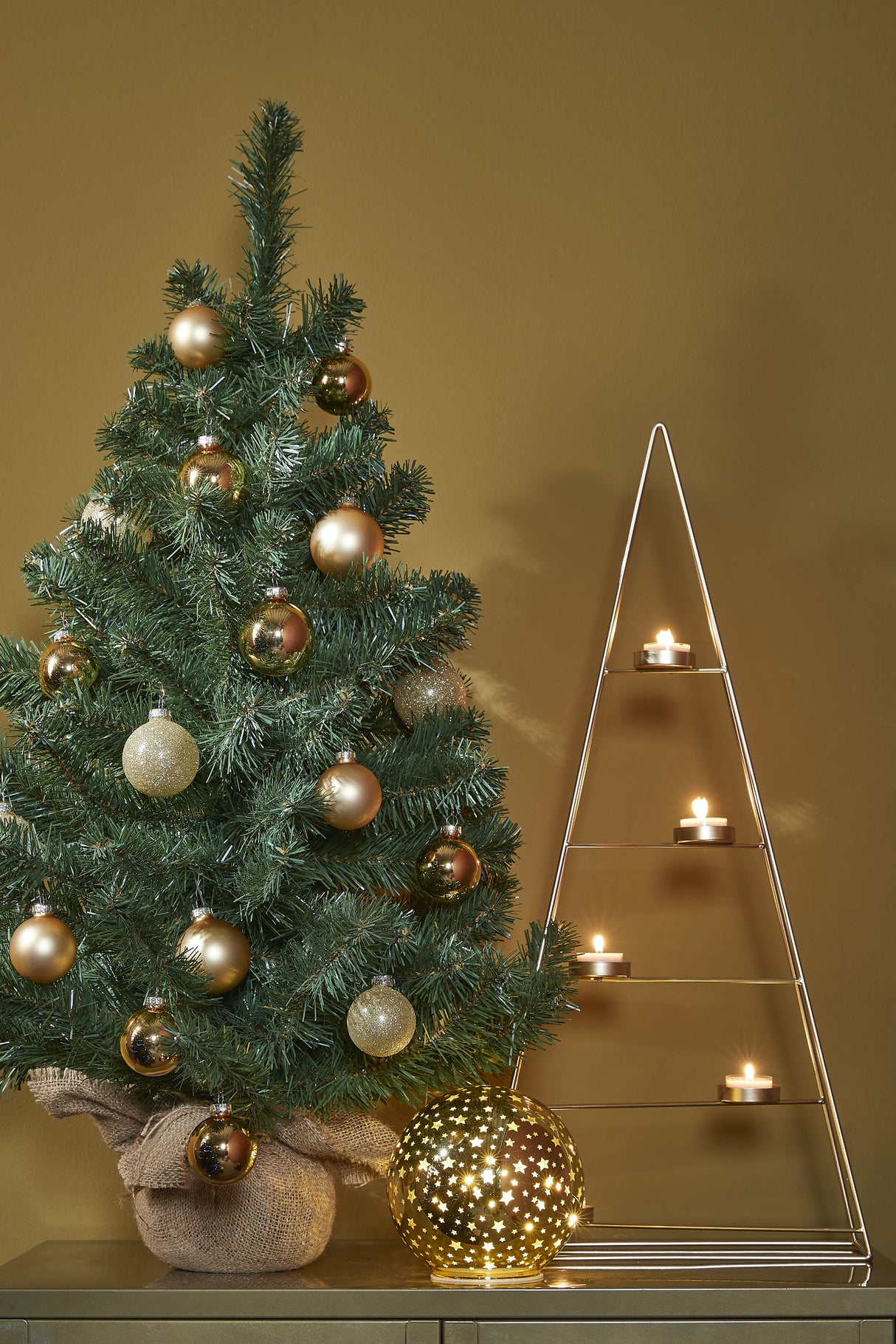 Triumph Tree Alpine kunstkerstboom in Jute - h60xd51cm - maximondo
