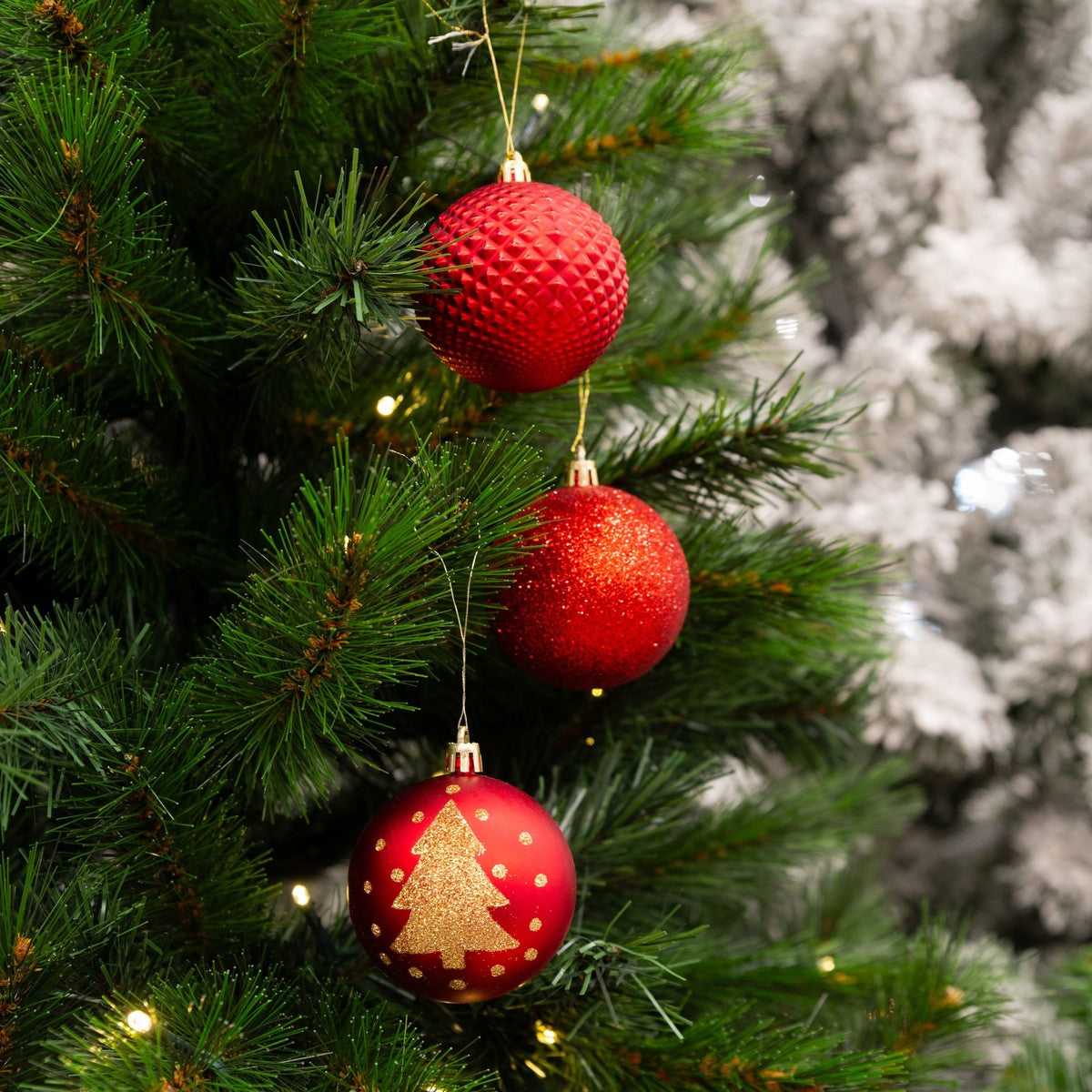 Giftsome Kerstballen Rood 60 Stuks